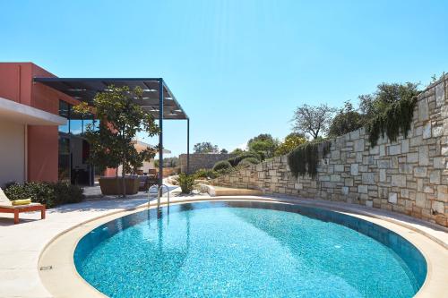 Villa The Longhouse- Pool-Sauna-Gym- Panormaic Seaview