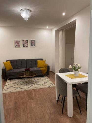 Nice and cozy apartment right at TV tower, Praha (fotografie 5)