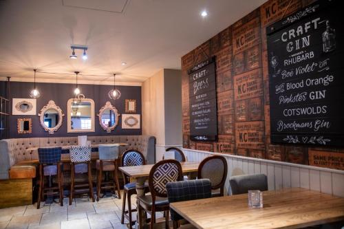 The Greswolde Arms Hotel by Greene King Inns - image 3