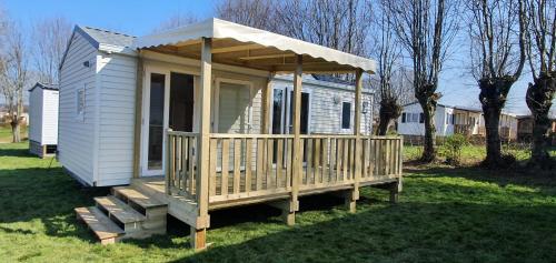 Ieeja, Camping Les Sources Liencourt in Grand Rullecourt