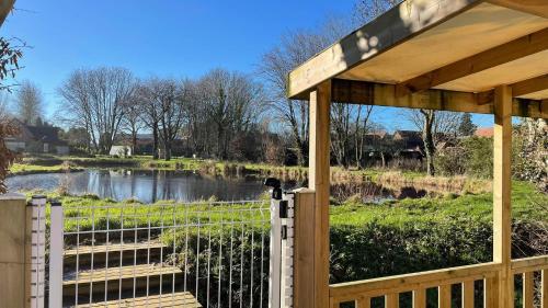 Skats, Camping Les Sources Liencourt in Grand Rullecourt