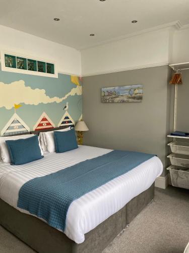 Beachside Guest House - image 12
