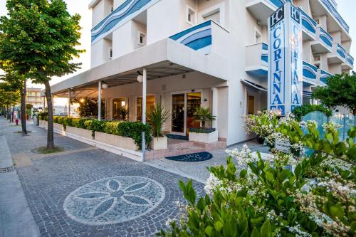 Hotel Corinna - image 5