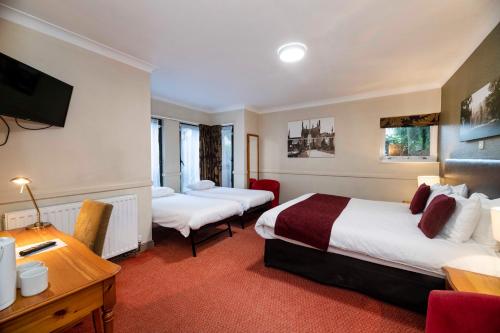 Old Mill Hotel by Greene King Inns - image 10