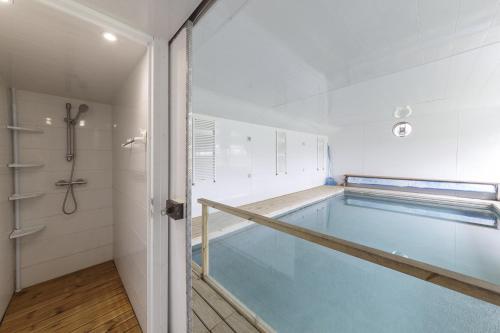 Gite pour 16 pers avec piscine - Maisoncelles in Nuille-sur-Vicoin