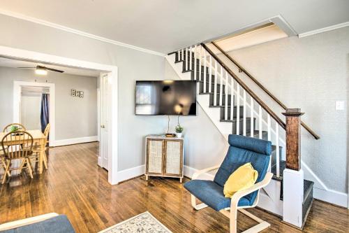 . Historic Staunton Home ~ 1 Mi to Downtown!