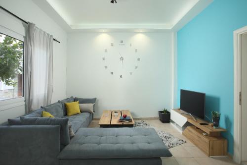 Nikea apartment near Piraeus port and metro st I Nikaia