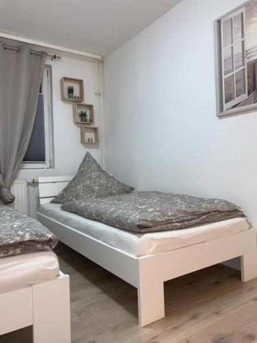 Holiday Home Cologne with Balkon - near KölnMesse - temporary living-, Кёльн (фото 10)