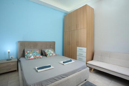 Nikea apartment near Piraeus port and metro st I, Athens