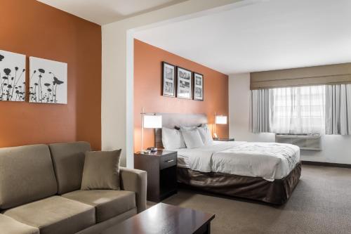 Sleep Inn & Suites North Liberty - Liberty City