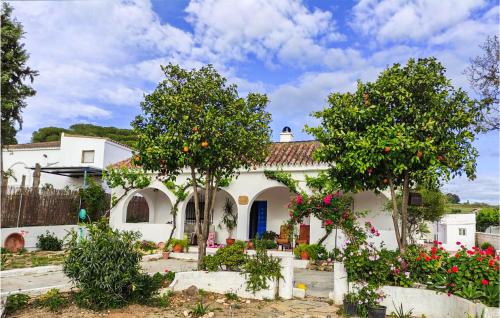 Nice home in Arcos de la Frontera with Outdoor swimming pool, Indoor swimming pool and Swimming pool