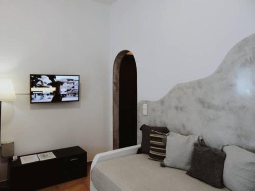 Lefteris Houses - image 8