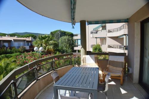 BEL APPARTEMENT 2 PIECES A 200m DES PLAGES - Location saisonnière - Cavalaire-sur-Mer