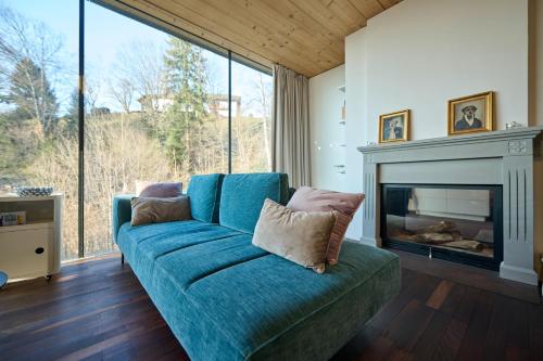 KLIMATISIERT! Luxus Design Apartment mit Panoramafenster - See - & Waldblick, wechselnde Kunst zum Erwerb in Bregenz, Österreich