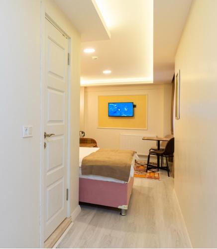 Comfort Triple Room. image 8