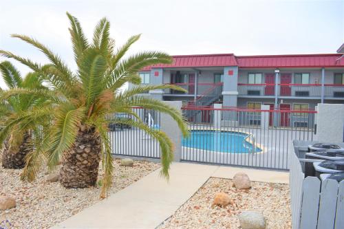 Super 8 by Wyndham New Braunfels I-35 - 전망