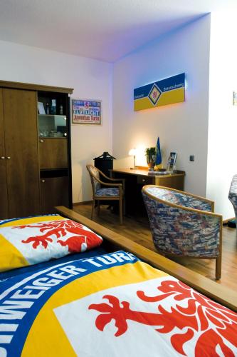 Hotel Deutsches Haus - image 5