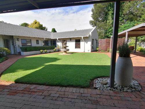 Vista exterior, Jasmine Guest Cottage in Benoni AH