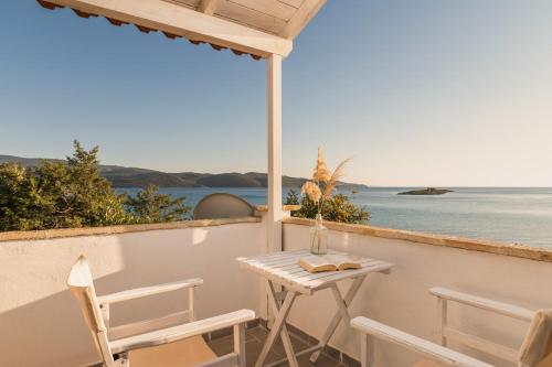 Erkély/terasz, SeaView Apartment & Studio in Psili Ammos