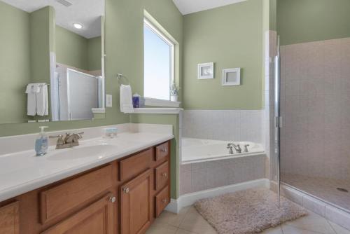 Villasea 302 by RealJoy Vacations - image 13