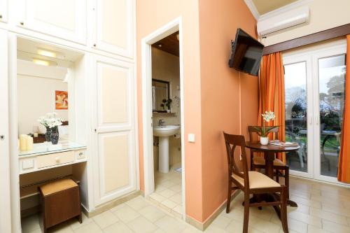 Molfetta Beach Hotel  - image 13