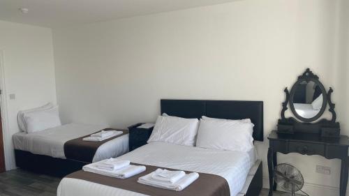 Family Room with Private Bathroom image 8