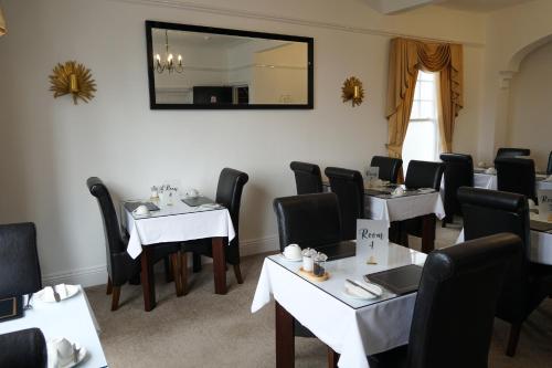 The Sandpiper Guest House - main image