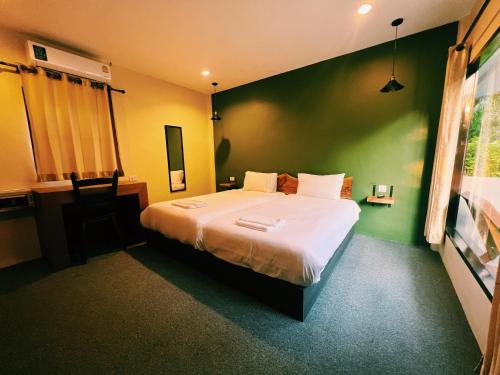 2 twin beds