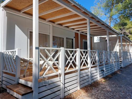 2 bedrooms, 4 beds