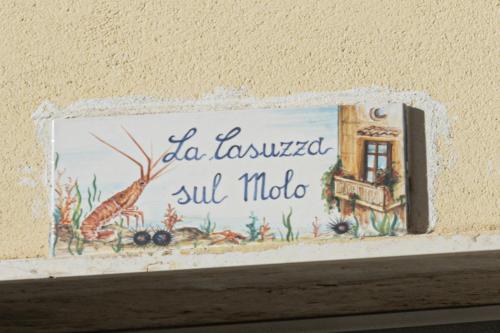  La casuzza sul molo in Mazara del Vallo