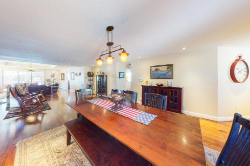 River Oaks Gem Unit B in Kingsland, USA