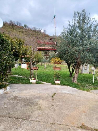 One bedroom appartement with enclosed garden and wifi at Castrovillari