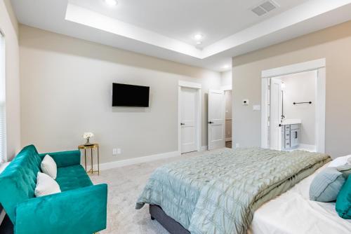 3 Bedroom and 3 bath We have power and internet in Houston, USA