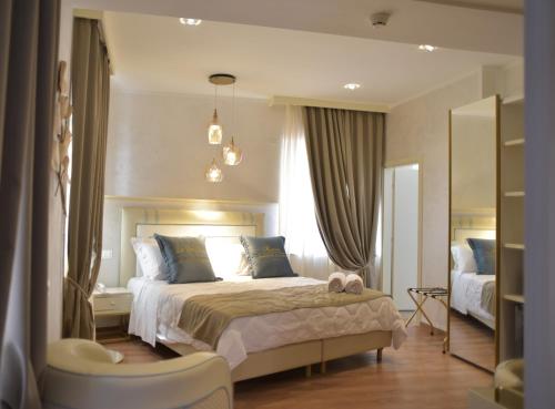 Guestroom, Amsterdam Suite Hotel & Spa in Rimini
