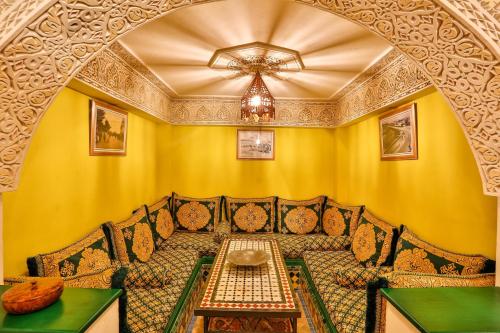. One bedroom appartement at Kasbah Essaouira 500 m away from the beach with sea view and wifi