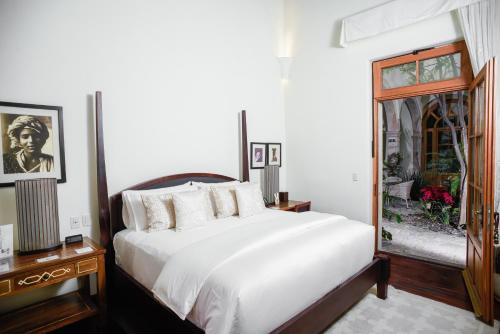 346176757 Hotel Casa Blanca 7