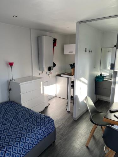Studio independant tres calme near P3