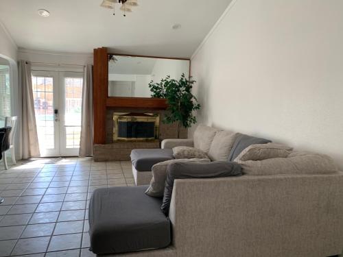 Cheerful 3-bedroom with a pool in San Antonio, USA