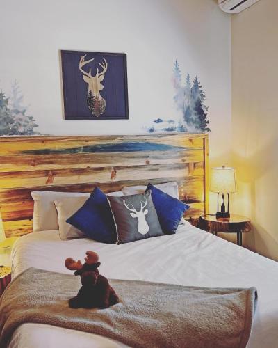 Enchantment Lodges - 5 min walk to downtown thumb 2