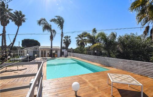 Awesome home in Scicli with Outdoor swimming pool, WiFi and 4 Bedrooms gîte à louer Sampieri