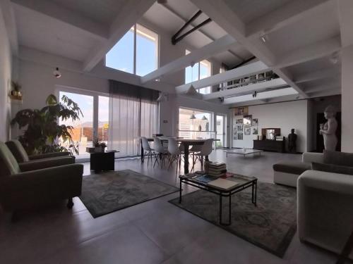 87029house 2