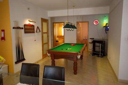 Gold - central, cozy, a fun place like no other, Слима (фото 5)