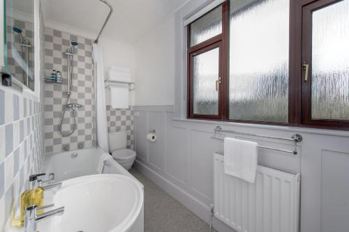 Exmoor House - image 2