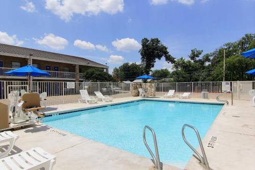 Piscina, Motel6 Austin, TX - Central Downtown UT in Austin (TX)