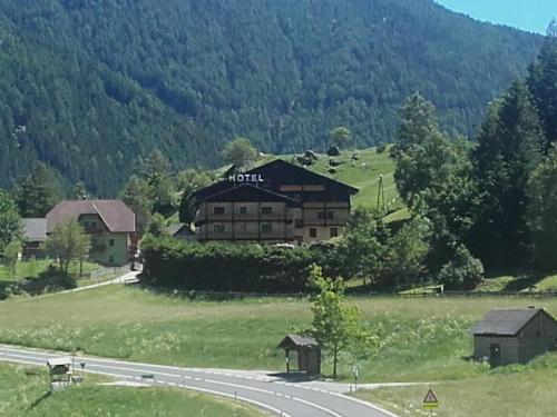 Hotel Pension Oswald - image 5