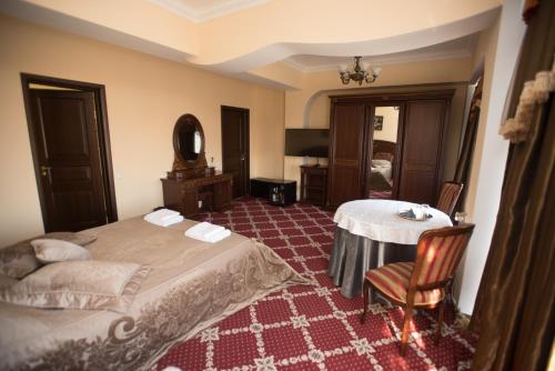 Altin Palace - image 7