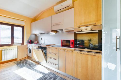 Frida Apartment Nuovo Luminoso Con Vista Aperta E Parcheggio Economico Vicino - Trieste