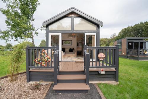 Vista exterior, The Gulliver's Hotel in Warrington