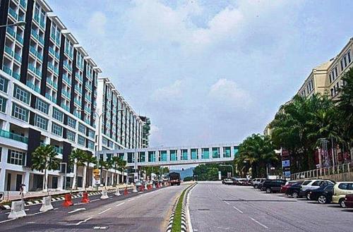Damas Suites & Residences Kuala Lumpur in Sri Hartamas / Mont Kiara