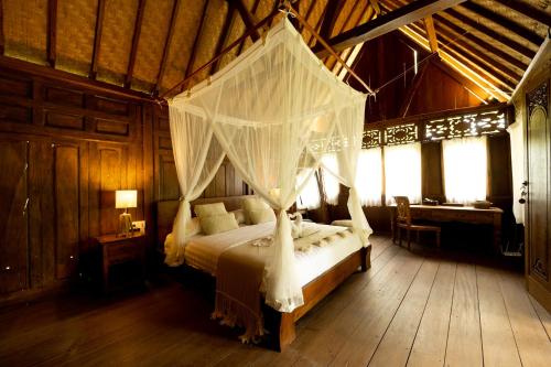 Tanah Damai Hotel Room Type - Bungalow with Garden View